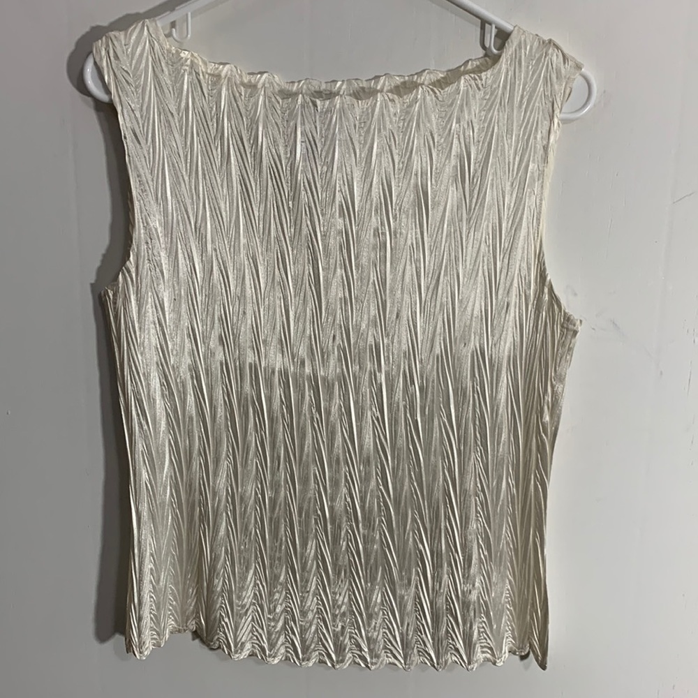 ConradC Collection textured tank, Sz Lg, ivory, good condition